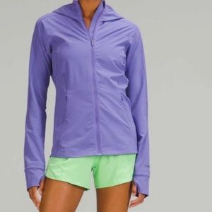 Lululemon mist over windbreaker NWT 6 charged indigo
